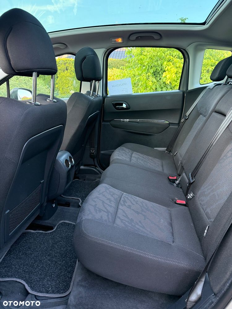 Peugeot 3008 1.6 Premium - 11