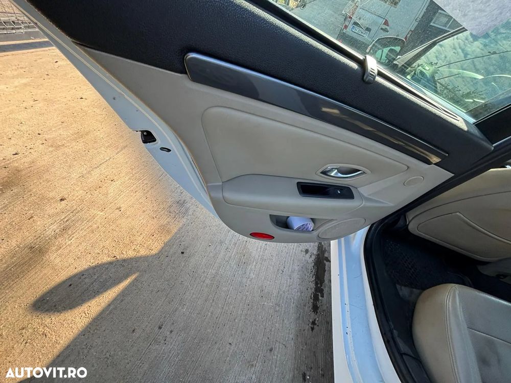 Renault Laguna 2.0dCi Dynamique - 6