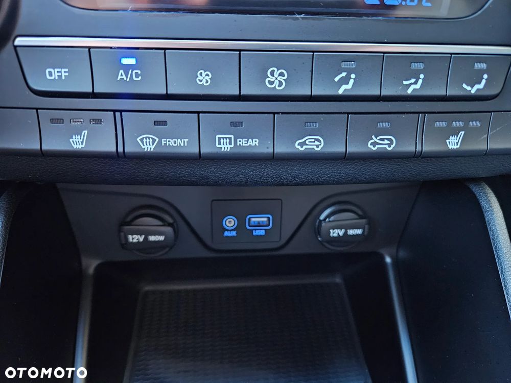 Hyundai Tucson 1.6 GDi 2WD Select - 27
