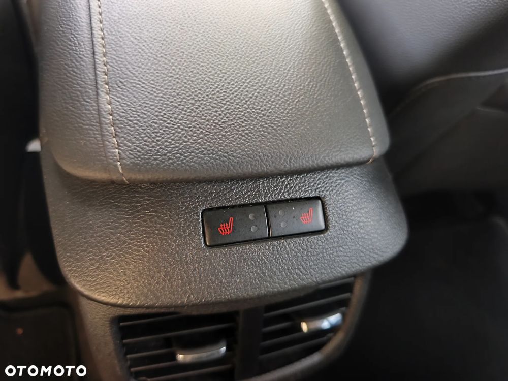 Ford Mondeo 2.0 TDCi Titanium PowerShift - 21
