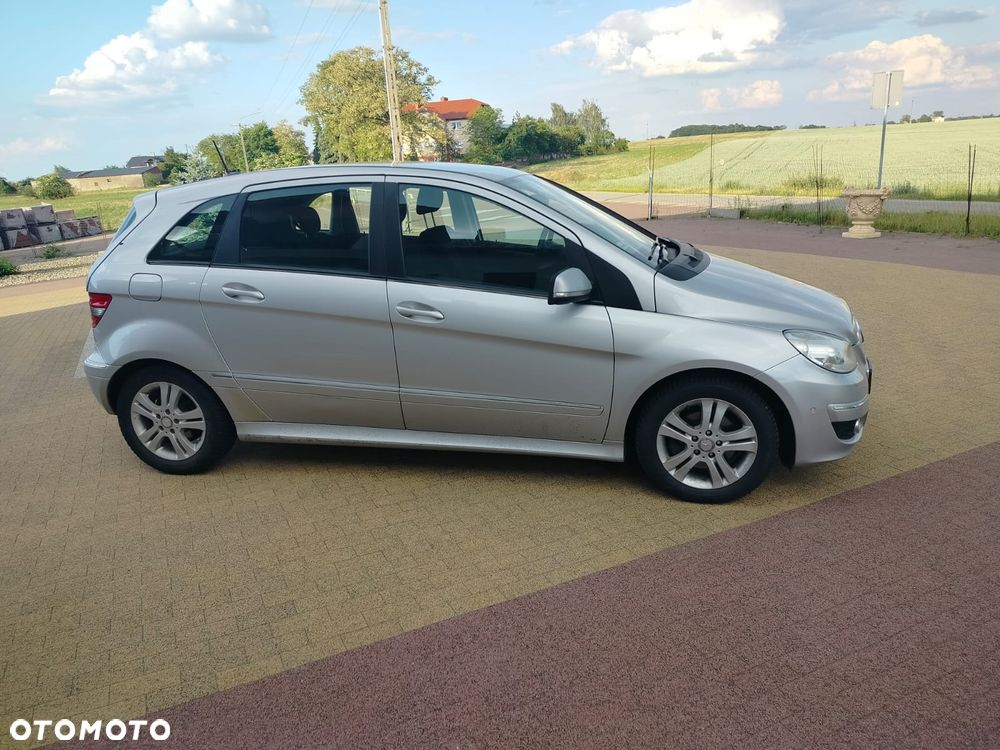 Mercedes-Benz Klasa B 180 CDI - 2