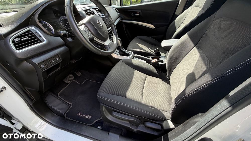 Suzuki S-Cross - 9