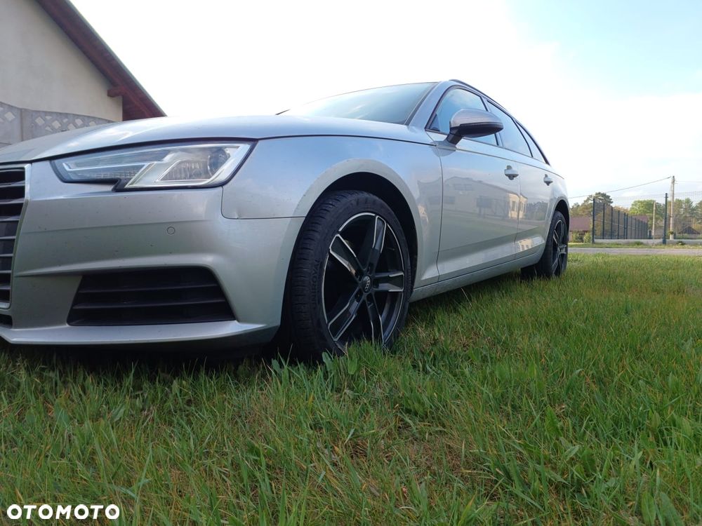 Audi A4 Avant 2.0 TDI - 4