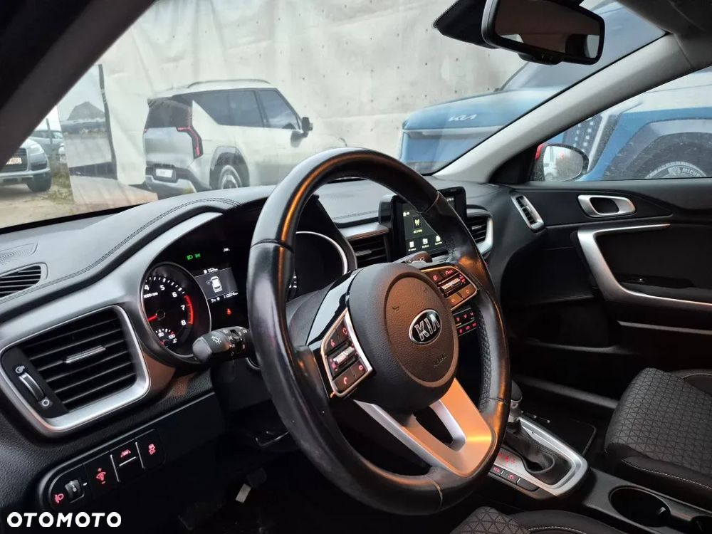 Kia Ceed 1.4 T-GDI M DCT - 13