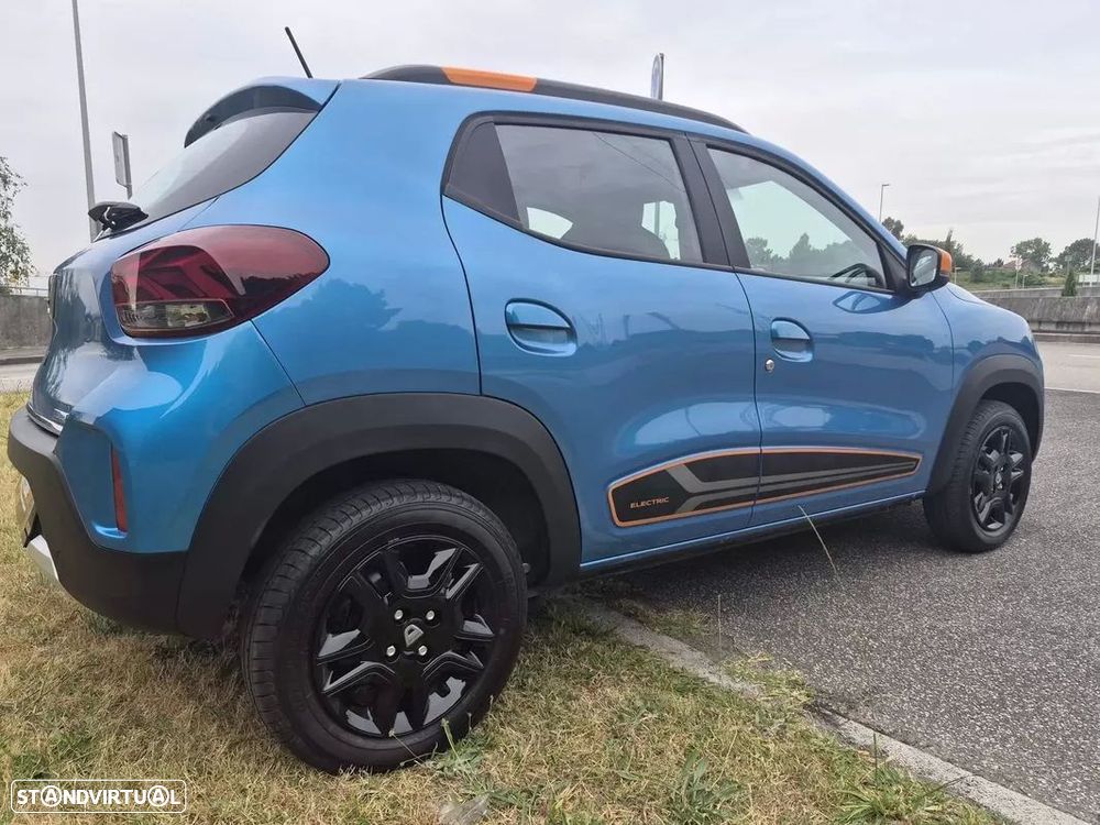 Dacia Spring - 11