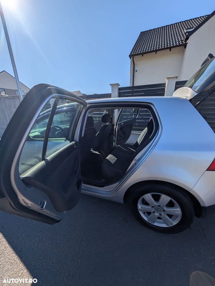 Volkswagen Golf 2006 photo 4