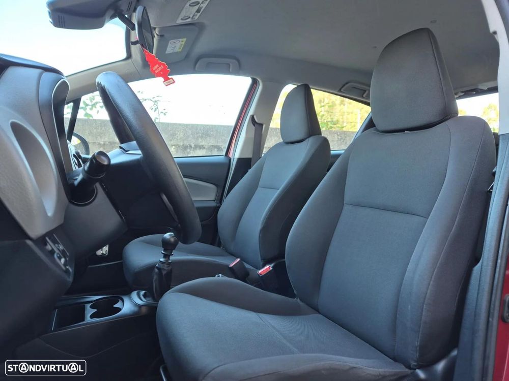 Toyota Yaris 1.5 VVT-i Active - 14