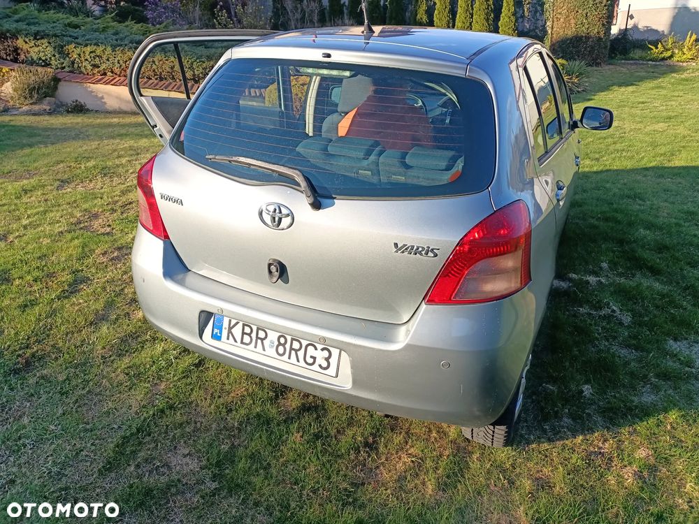 Toyota Yaris 1.4 D-4D Edition - 2
