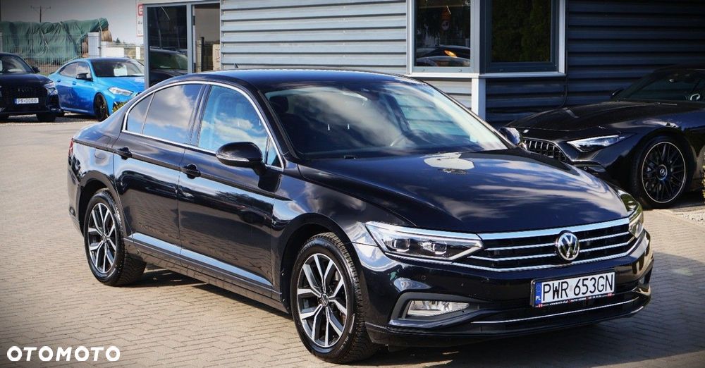 Volkswagen Passat - 3