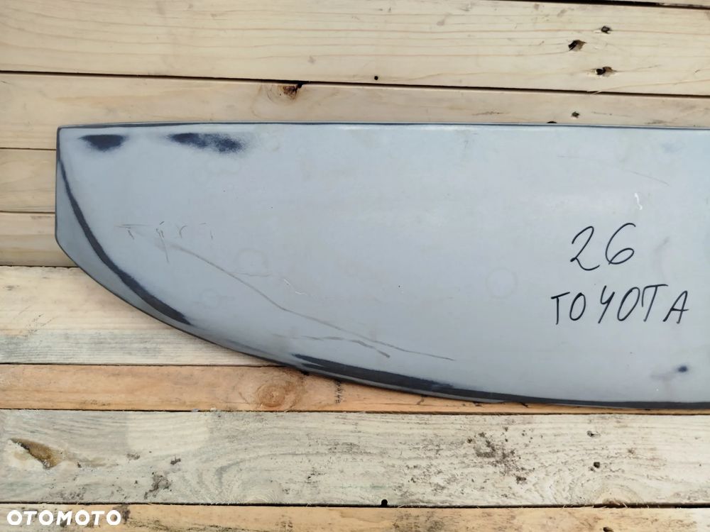 Toyota Avensis T25 lotka tylnej klapy tył blenda dokładka - 2