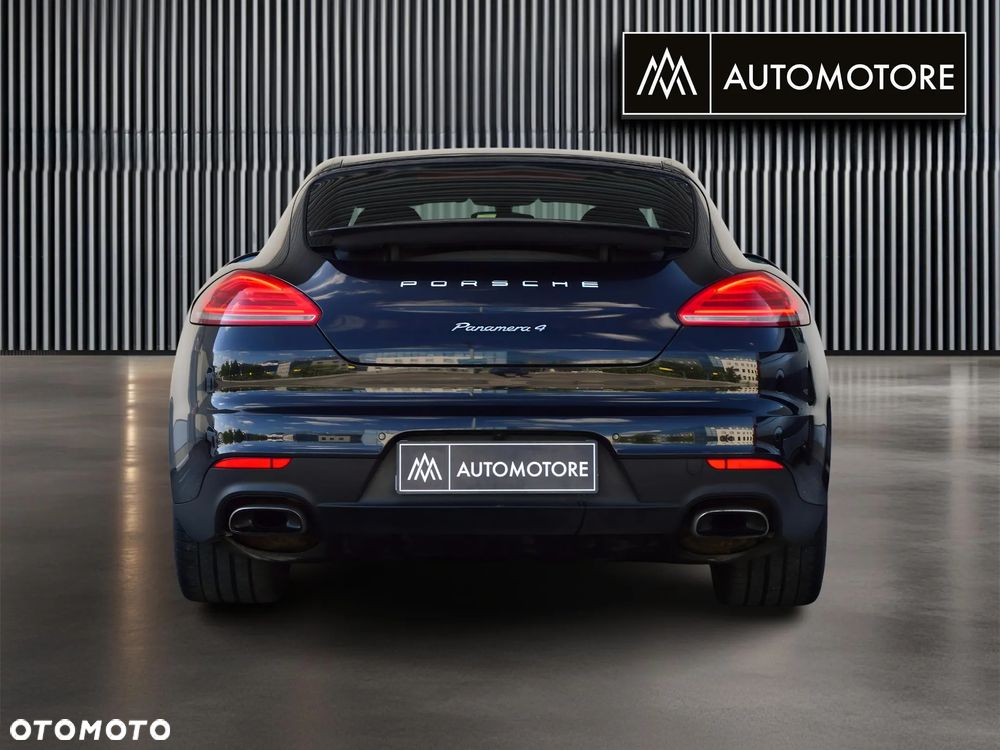 Porsche Panamera 4 - 7