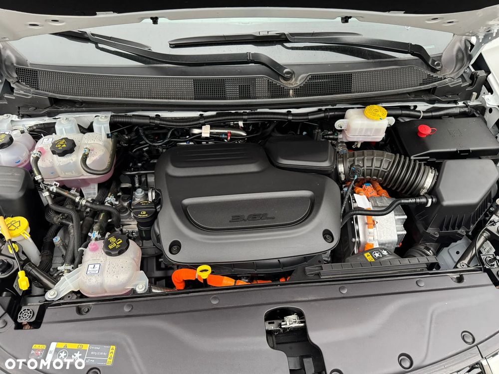 Chrysler Pacifica - 22