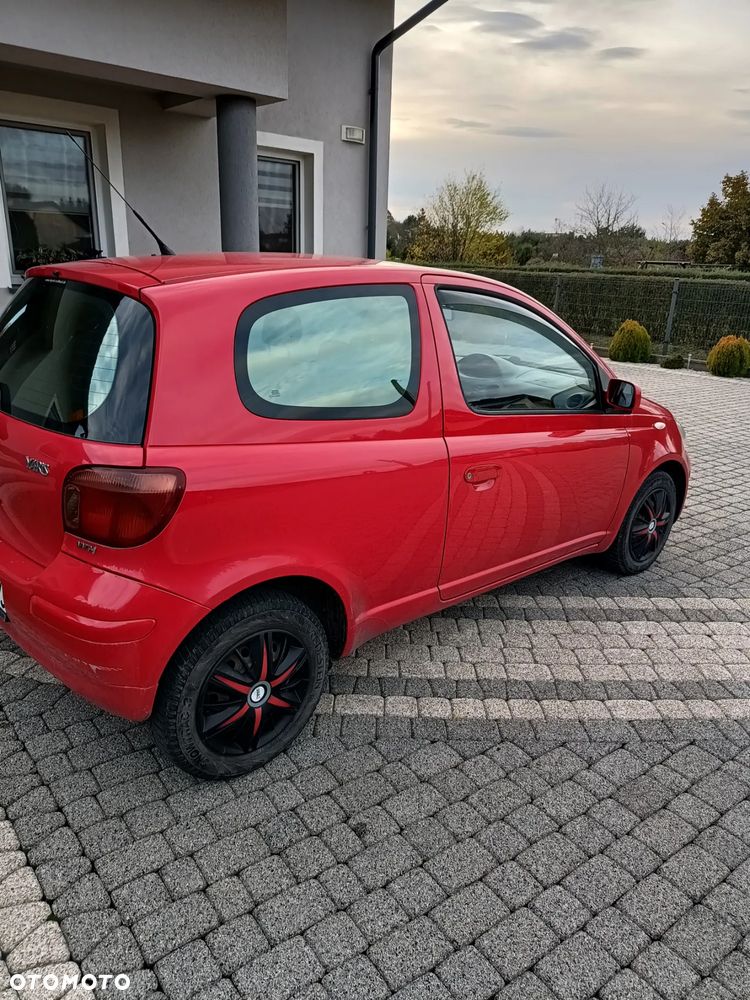 Toyota Yaris 1.3 VVT-i Team - 3