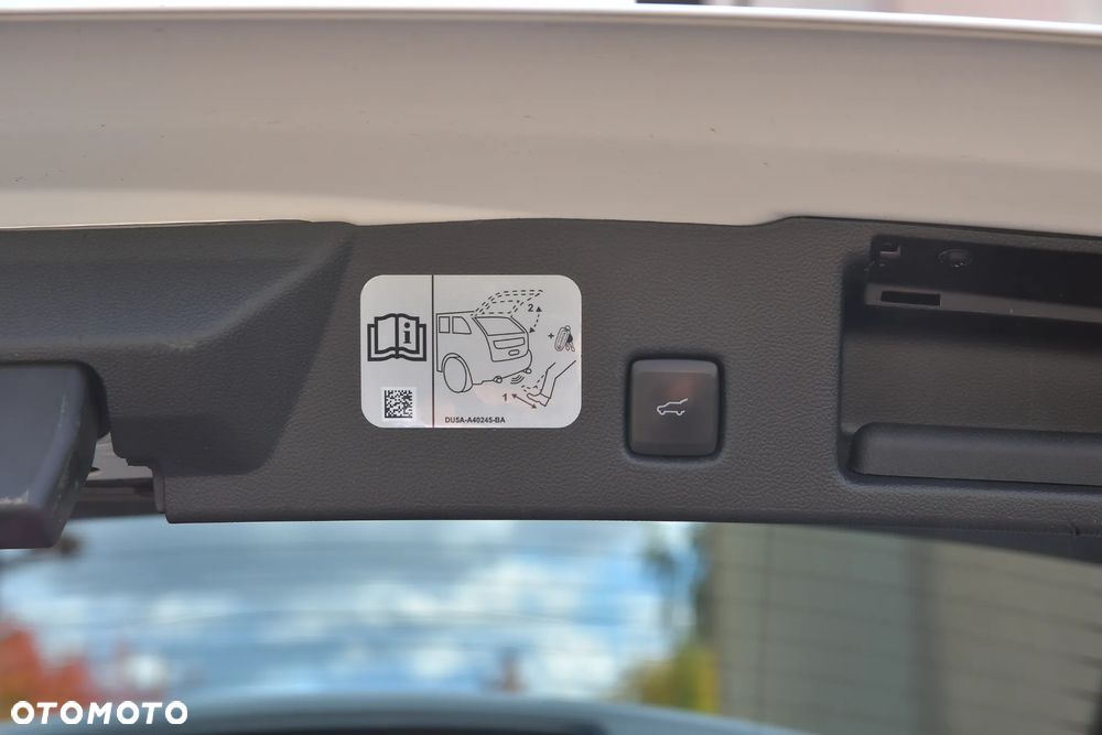 Ford Escape 2.0 EcoBoost AWD Titanium - 30