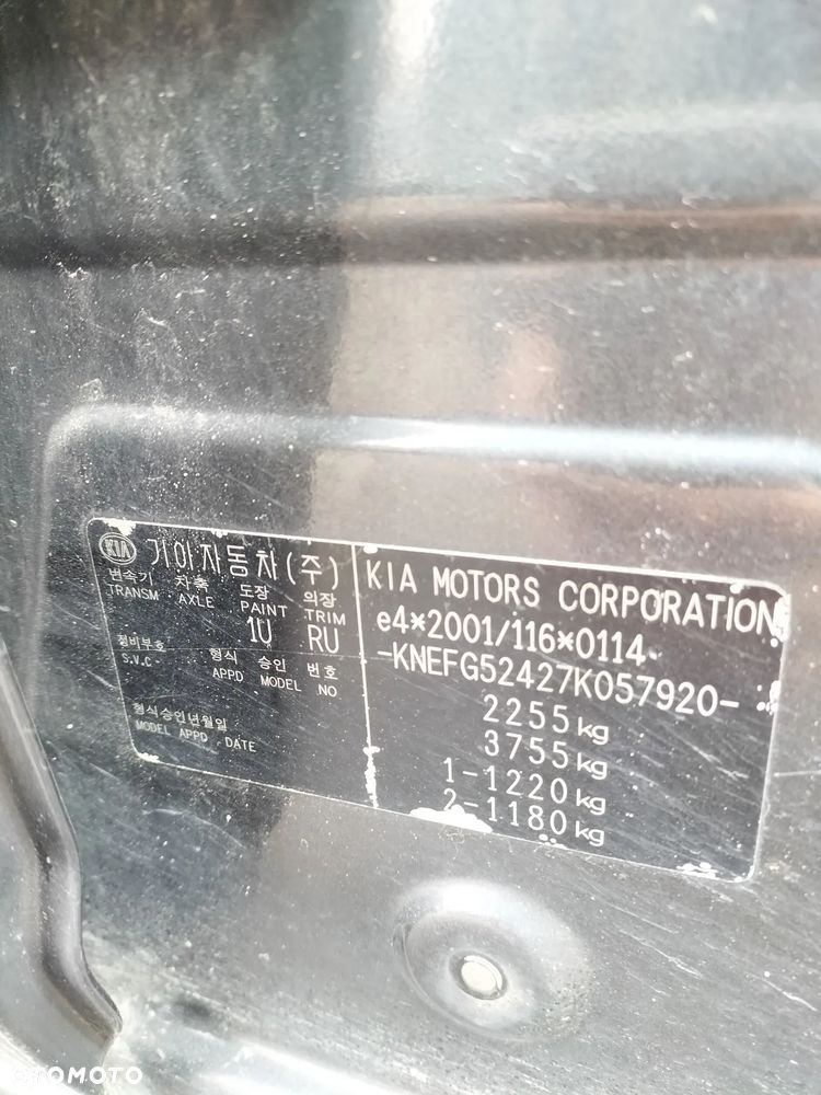 CAŁE AUTO NA CZĘŚCI KIEROWNICA LAMPY TYŁ RADIO ITP KIA CARENS III 06-12r KOD LAK. 1U - 21