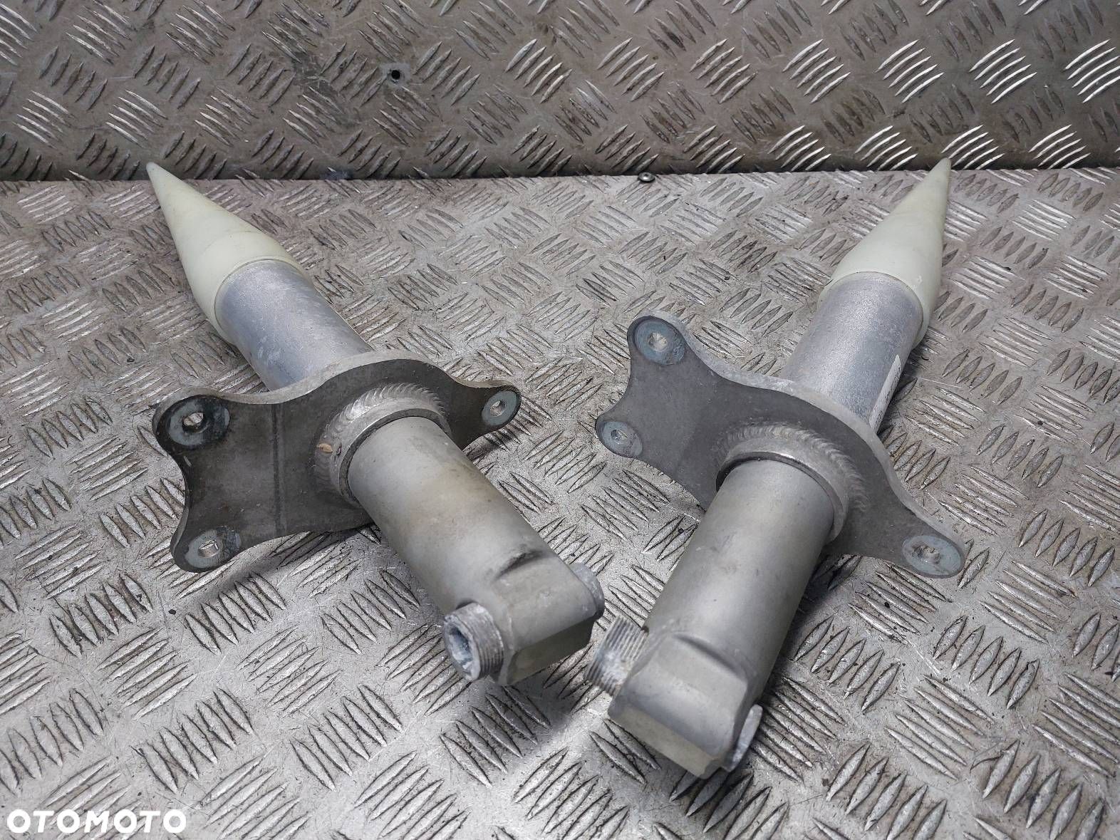 ODBÓJ ABSORBER ZDERZAKA PRZÓD KOMPLET AUDI A8 D2 4D0807271D - 1