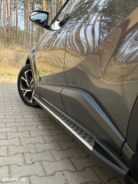 Toyota C-HR Lounge - 22