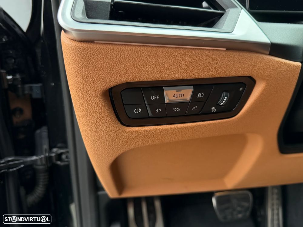 BMW i4 eDrive40 Pack Desportivo M - 28