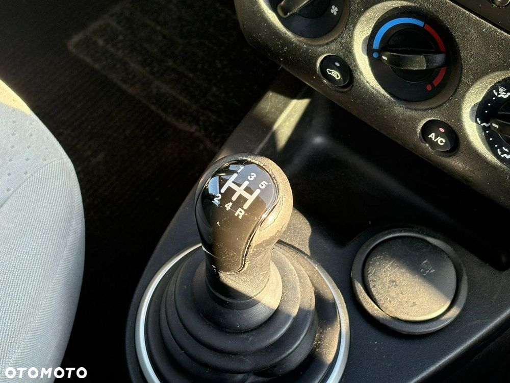 Ford Fiesta 1.4 Silver Magic - 17