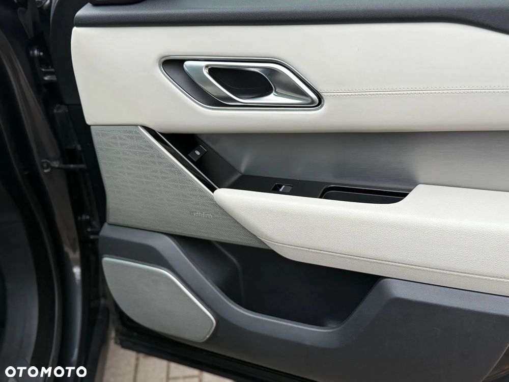 Land Rover Range Rover Velar 3.0 SD6 R-Dynamic HSE - 12