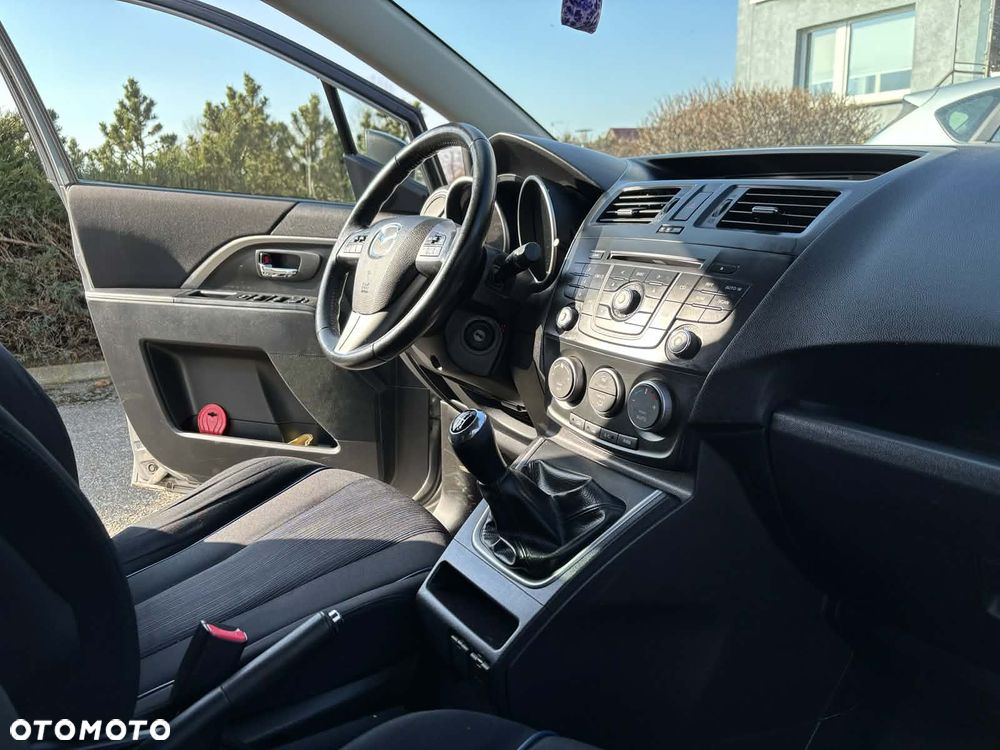 Mazda 5 - 6