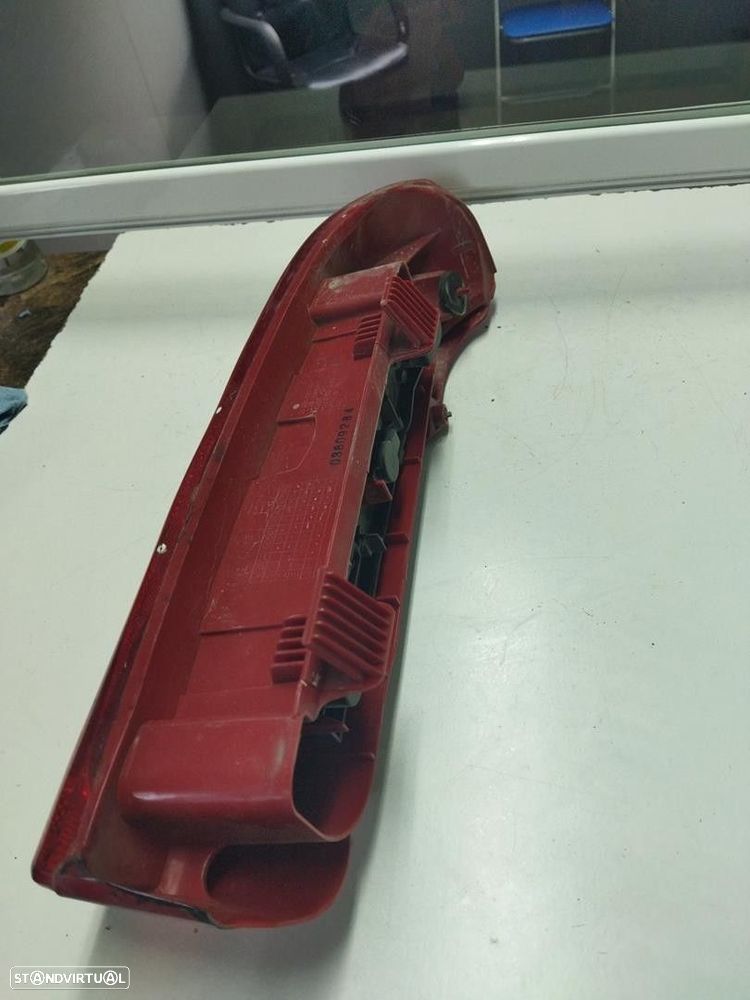 FAROLIM TRASEIRO DIREITO FIAT SEICENTO / 600 2000 -03809284 - 2