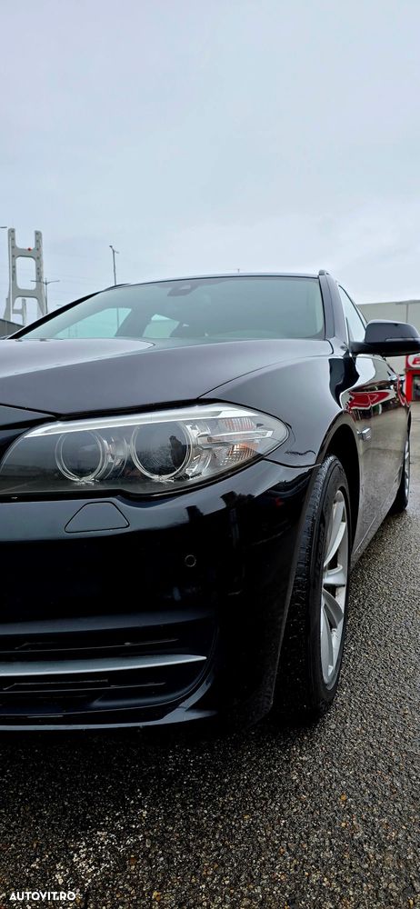 BMW Seria 5 520d xDrive Aut. - 2