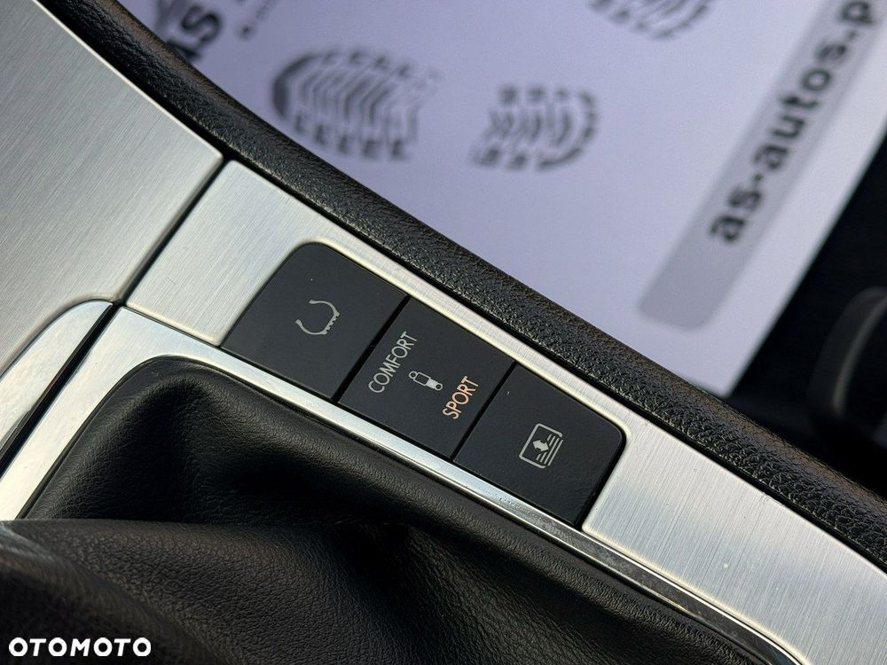 Volkswagen Passat CC - 10