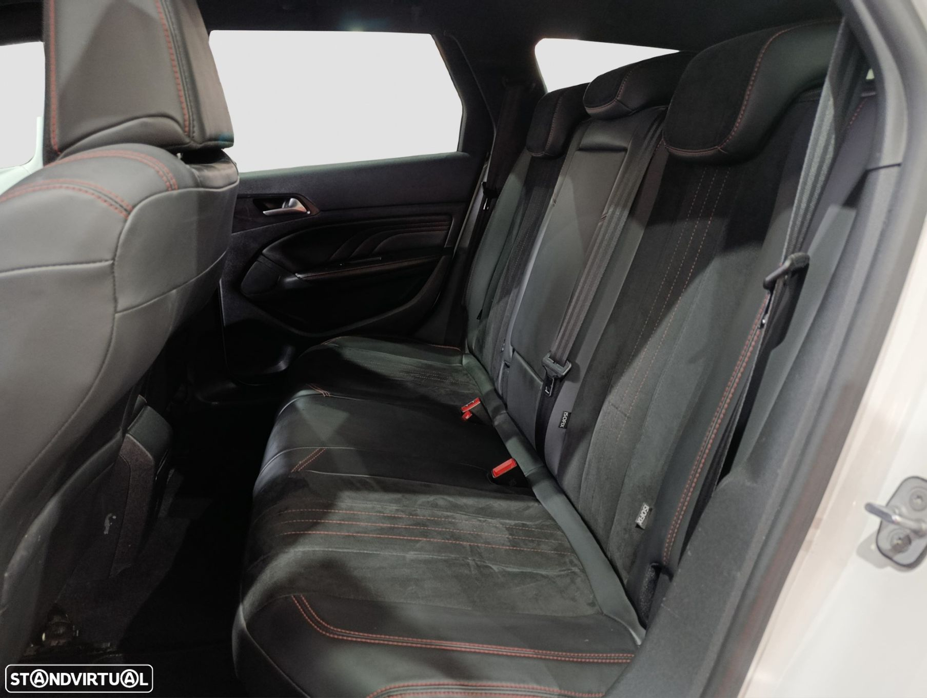 Peugeot 308 SW - 9