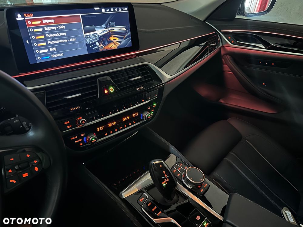 BMW Seria 5 520i mHEV Luxury Line - 25