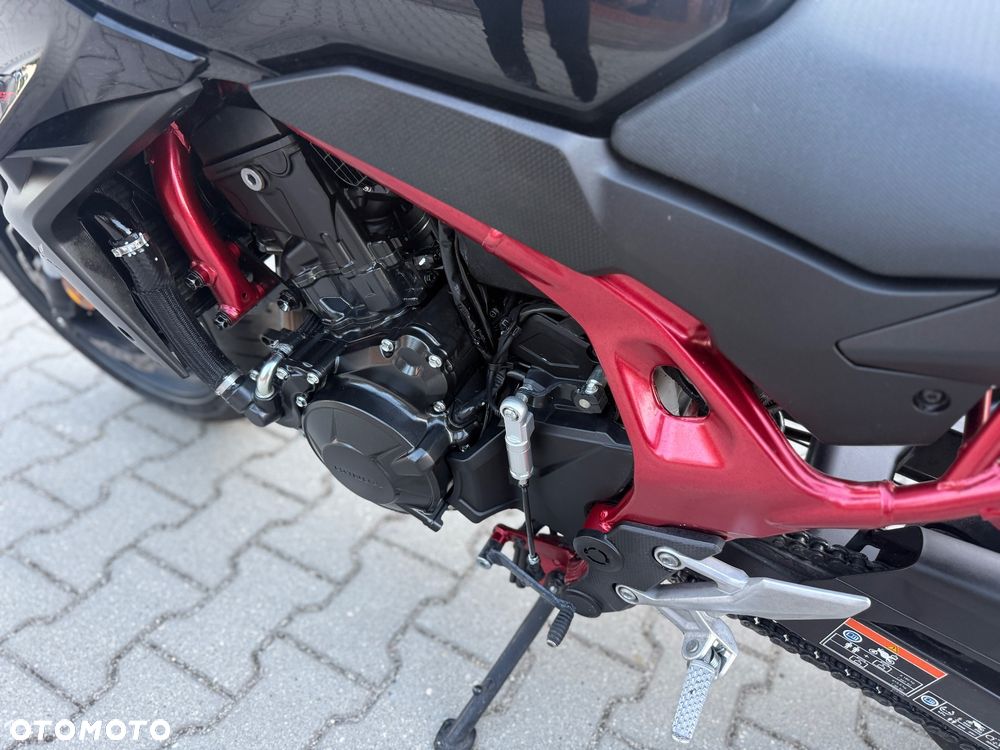 Honda Hornet - 27