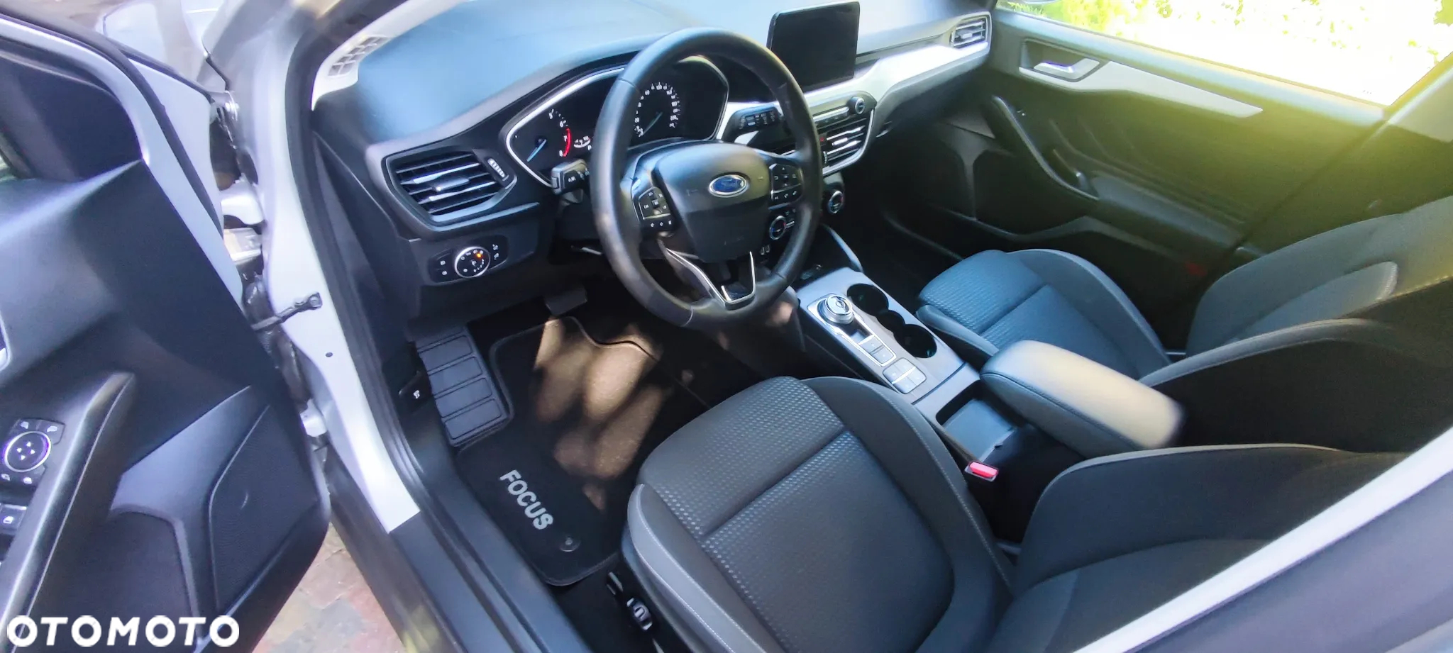 Ford Focus 1.0 EcoBoost Titanium - 16