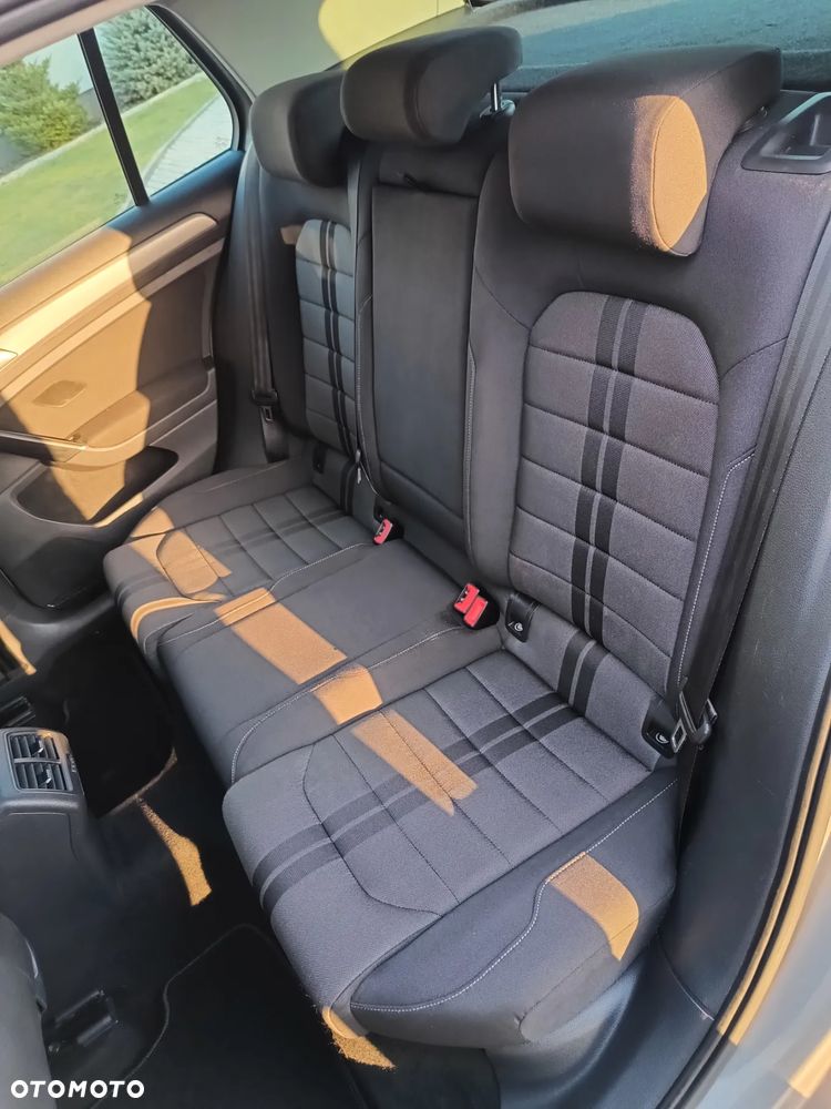 Volkswagen Golf 2.0 BlueTDI 4Motion Highline - 25