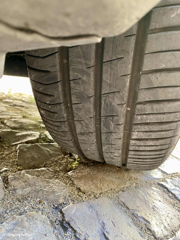 Toyota Yaris 1.5 HSD Square Collec.Grey - 16