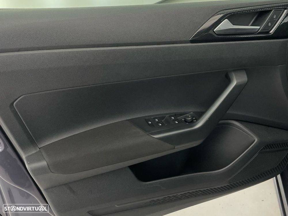 VW Polo 1.0 TSI Urban DSG - 17