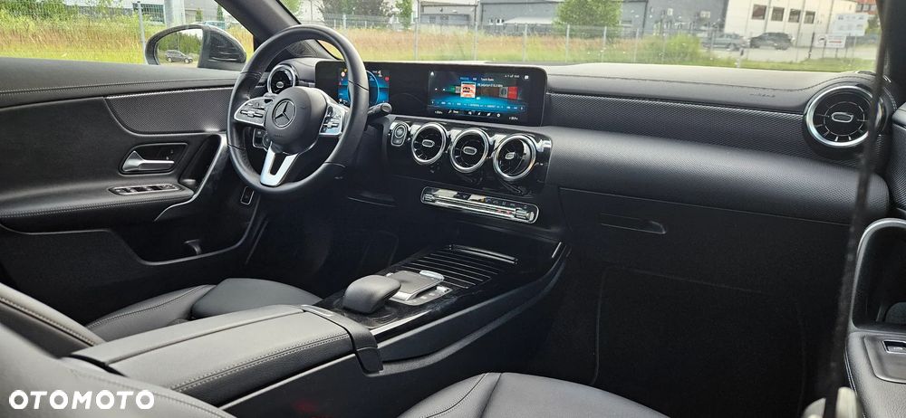 Mercedes-Benz CLA 180 d 8G-DCT Progressive - 22