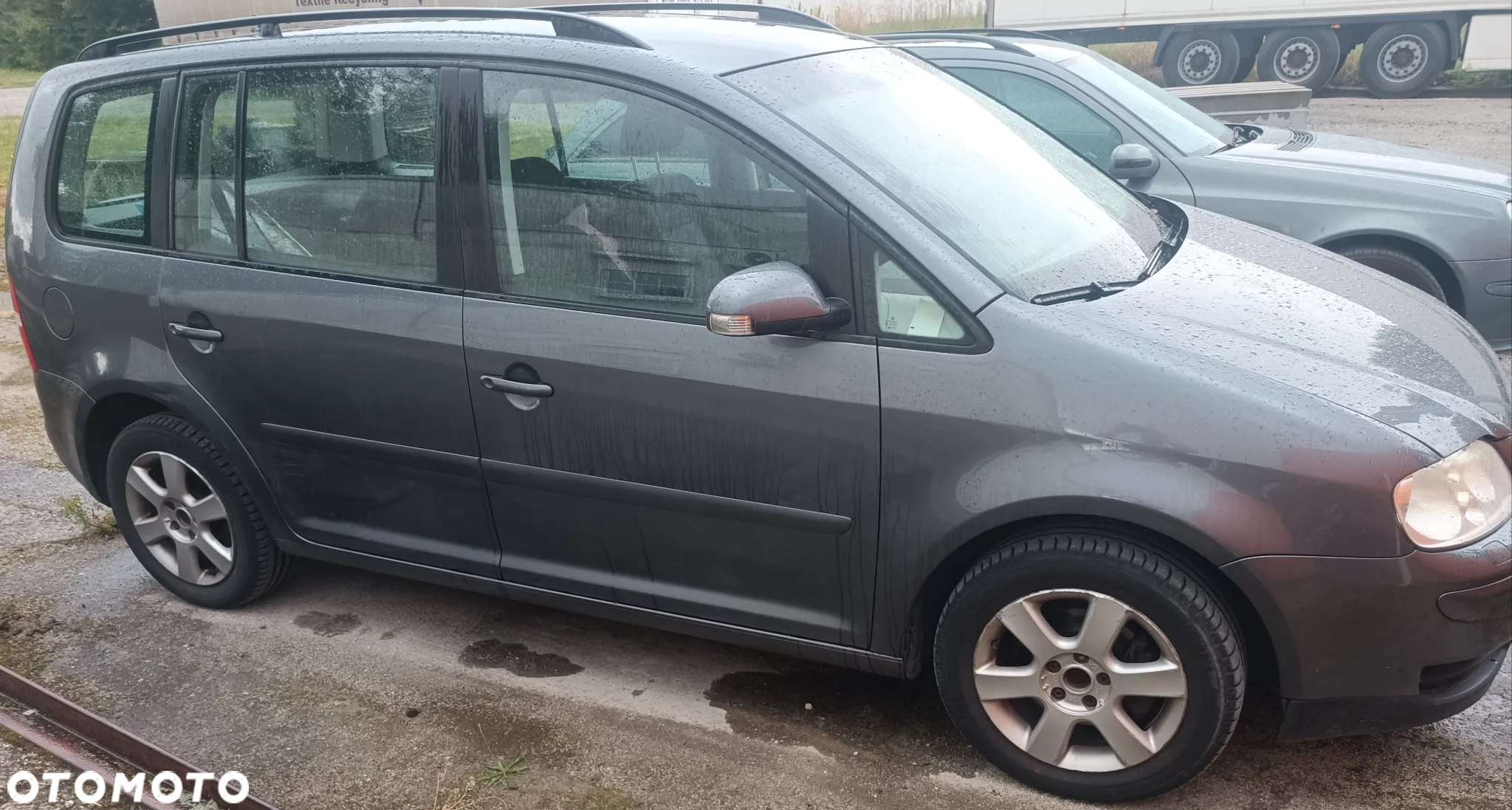 Volkswagen Touran 2.0 TDI Trendline - 5