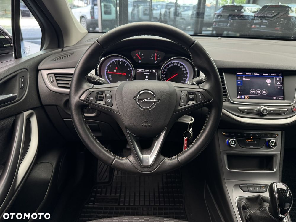 Opel Astra 1.2 T Edition S&S - 17