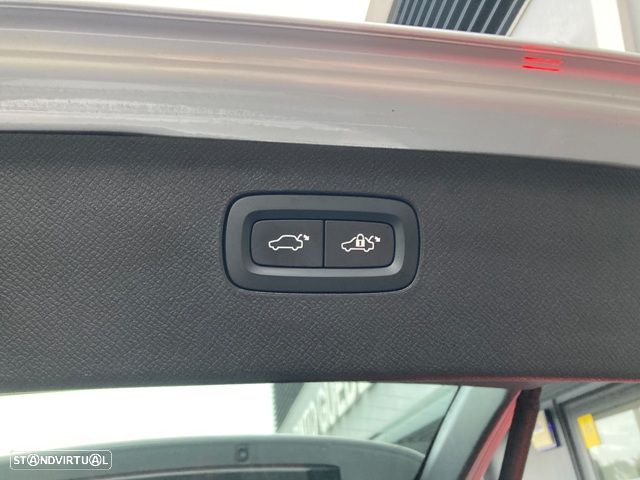 Volvo XC 90 T8 AWD Twin Engine Geartronic RDesign - 43