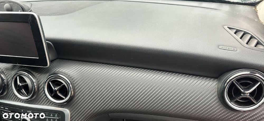Mercedes-Benz GLA 200 7G-DCT Peak Edition - 18