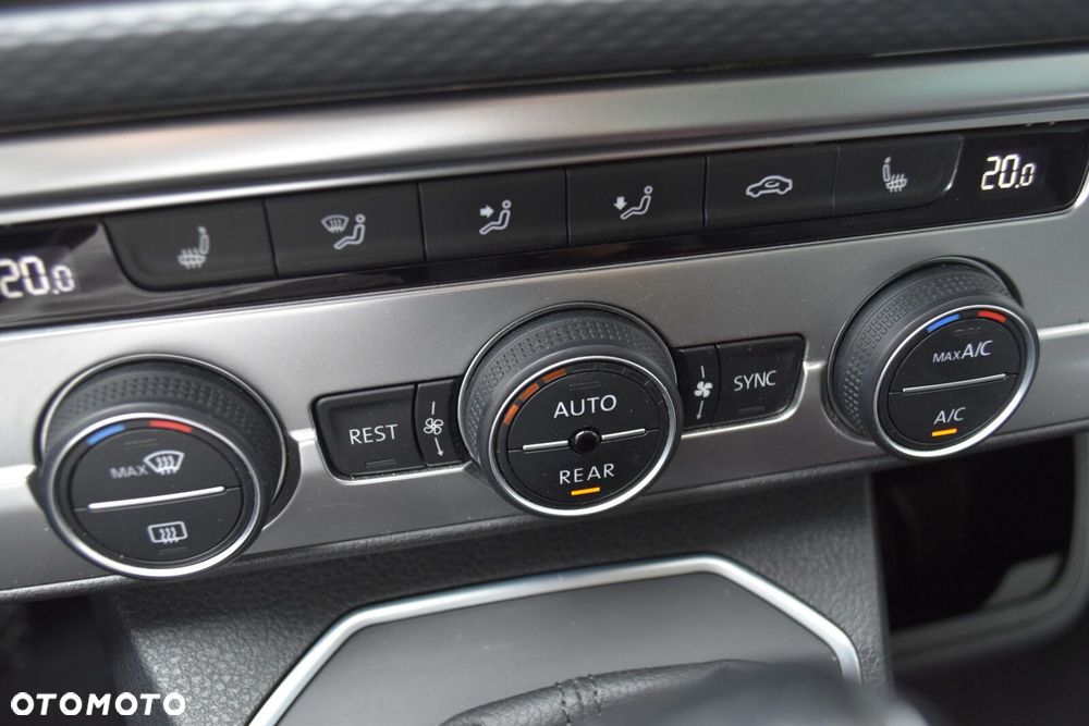 Volkswagen California - 25