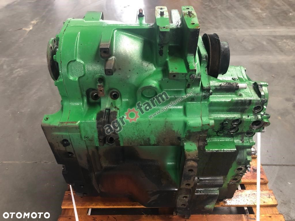 SKRZYNIA BIEGÓW JOHN DEERE 8360R RE301738 - 3