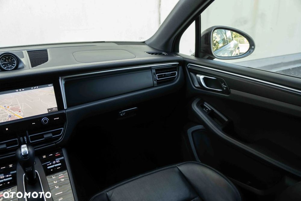 Porsche Macan T - 21