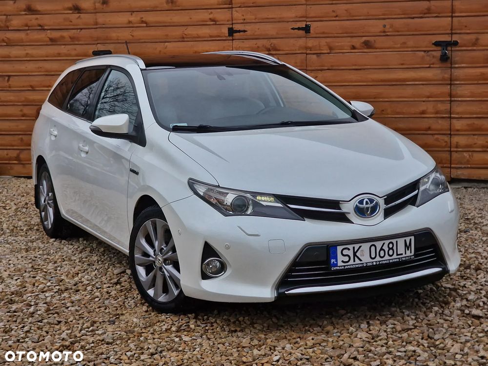 Toyota Auris - 11