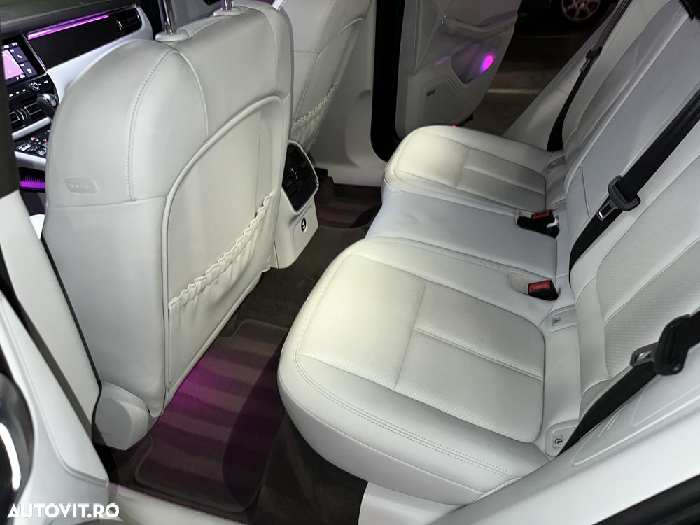 Porsche Macan Standard - 26