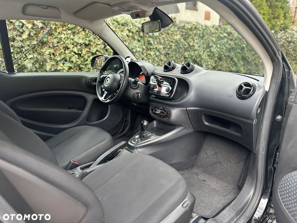 Smart Fortwo EQ - 13