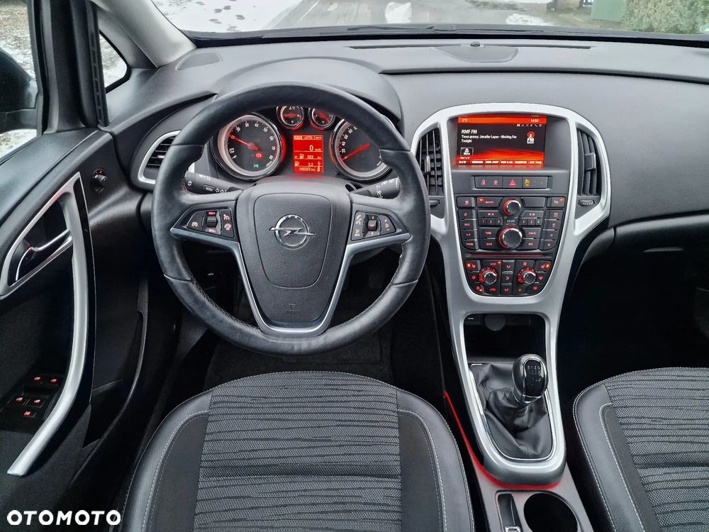 Opel Astra 1.4 Turbo Style - 23