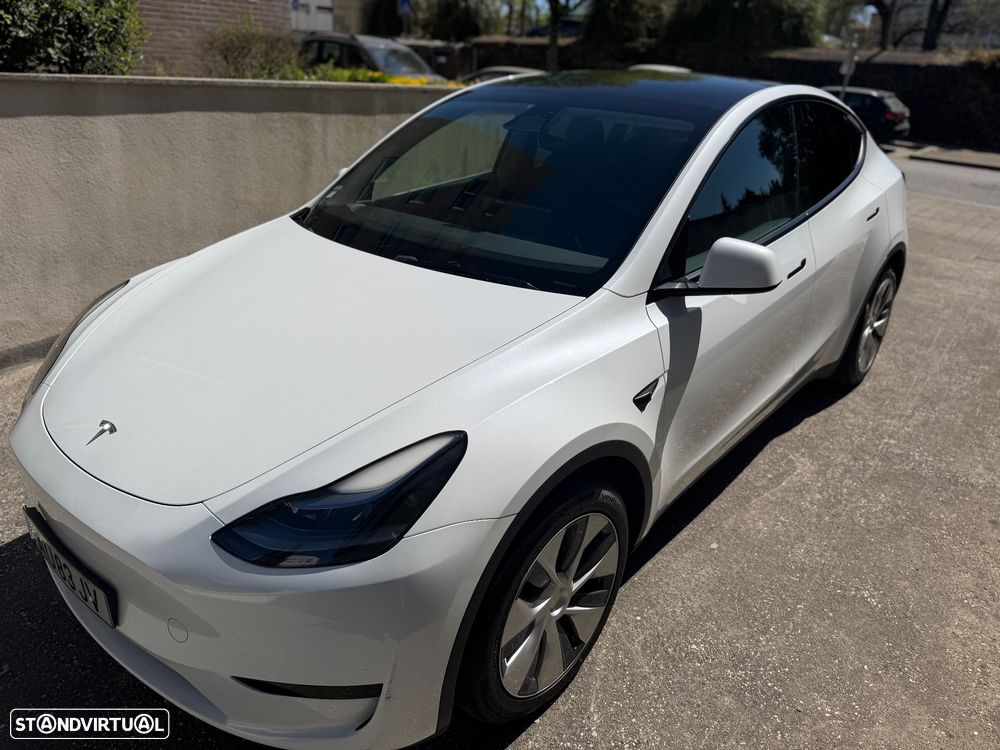 Tesla Model Y RWD - 3