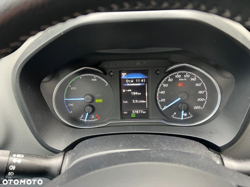 Toyota Yaris Hybrid 100 Active - 17