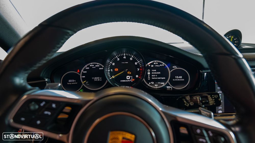 Porsche Panamera Sport Turismo 4 E-Hybrid - 23